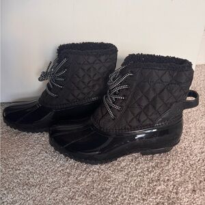 Sporto Black Quilted Lace-Up Water Resistant Ankle Snow Boots Women